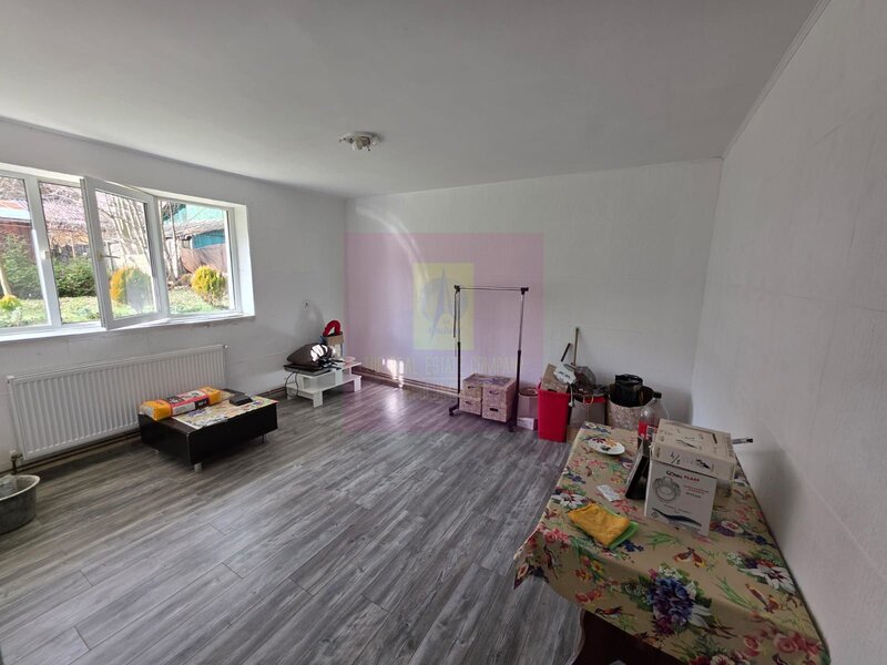 Apartament de vanzare cu 2 camere in Azuga